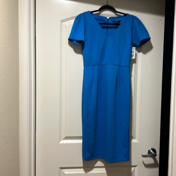 Maggy London midi  blue dress size 0 - Picture 1 of 3